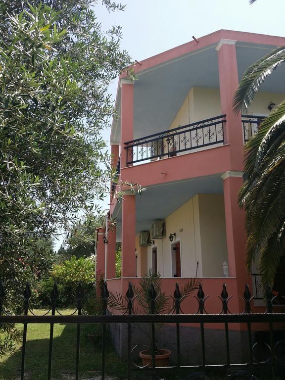 Villa Helena Kavos Bagian luar foto