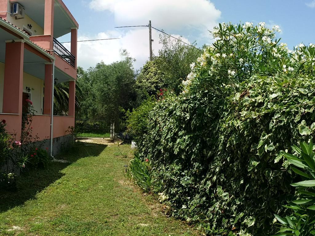Villa Helena Kavos Bagian luar foto