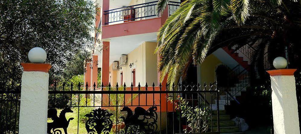 Villa Helena Kavos Bagian luar foto